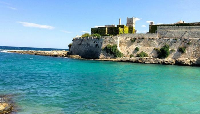 Domus Chiara Villa Monopoli Bagian luar foto